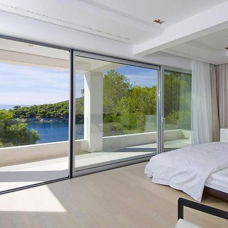 Luxury Seafront Villa My Dream With Private Pool, Jacuzzi And Staff At The Beach On Brac Island - Sumartin Selca  외부 사진