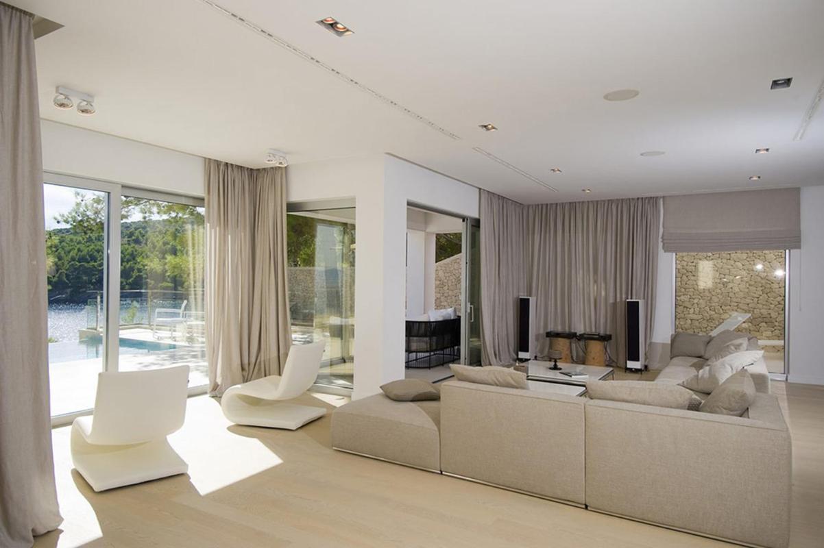 Luxury Seafront Villa My Dream With Private Pool, Jacuzzi And Staff At The Beach On Brac Island - Sumartin Selca  외부 사진